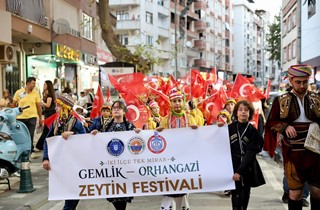 Siyah İnci İçin Görkemli Festival Başladı